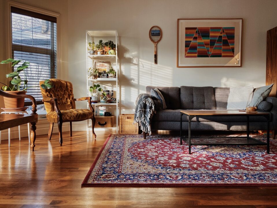 Dywan jako akcent dekoracyjny — jak użyć dywanu, aby zmienić charakter przestrzeni?